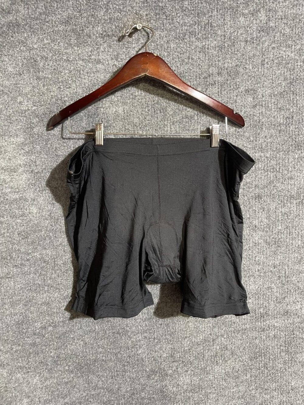 TRAYL Shorts Mens Large Black Padded Cycling Liner Mesh Elastic Waist Athletic